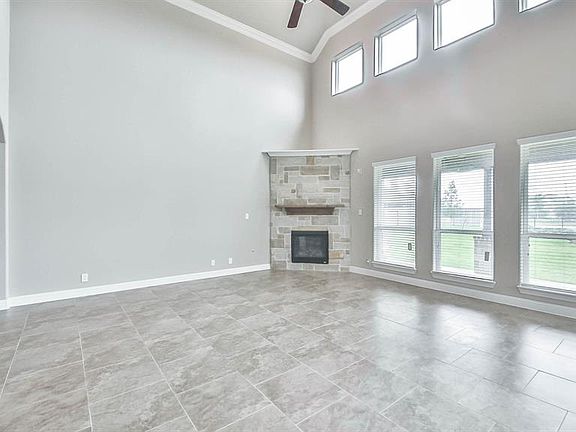 5th image of 16131 Laura Beth Dr