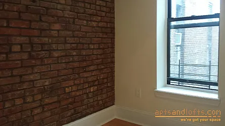 Rented by aptsandlofts.com