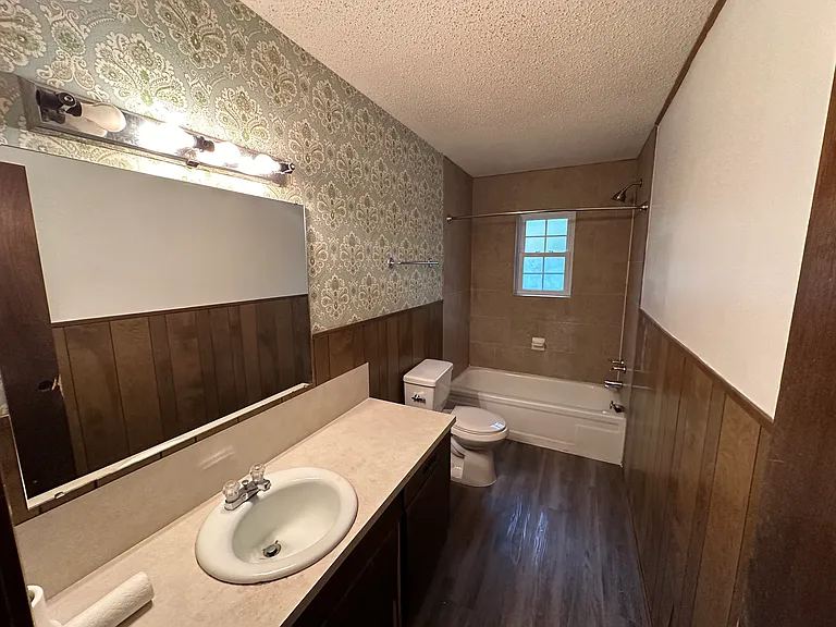 203 Irving St — Photo 7