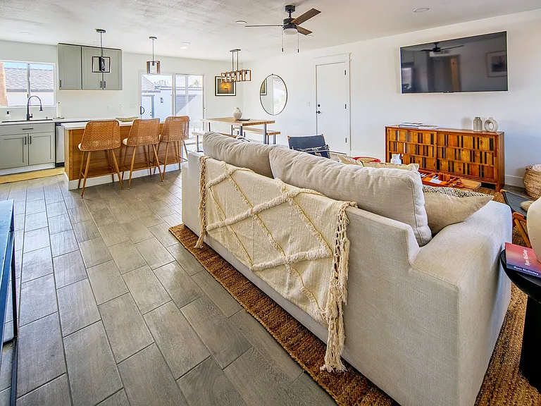 3180 Silver Arrow Dr — Photo 12