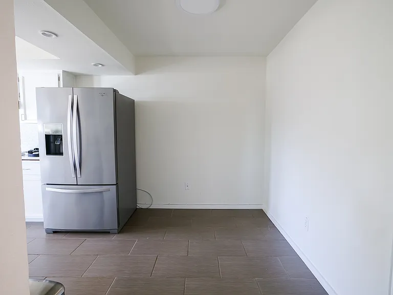 9201 NE Juanita Dr #305 — Photo 17