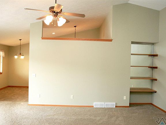 5th image of 6411 S Avalon Ave