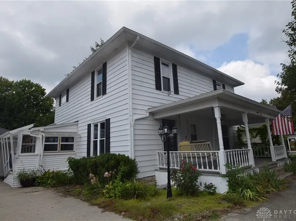 11 N Main St, Christiansburg, OH 45389