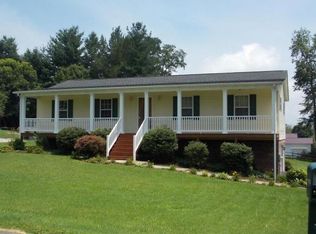 15420 Skyland Ave, Bristol, VA 24202