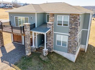 1020 Market St, Nescopeck, PA 18635