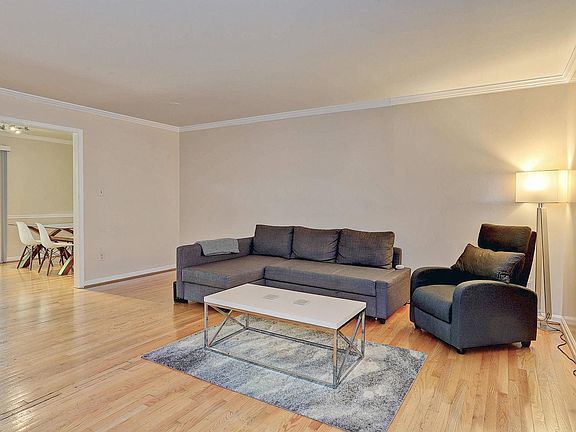 3rd image of 1111 N Taylor St #A