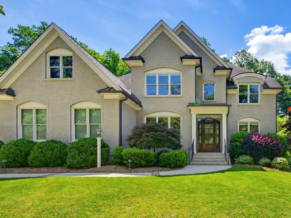 3118 Hines Dr, Raleigh, NC 27609