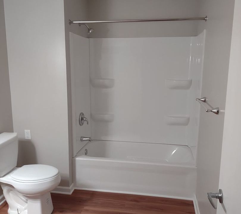 1st image of 901 S Franklin Ave #110