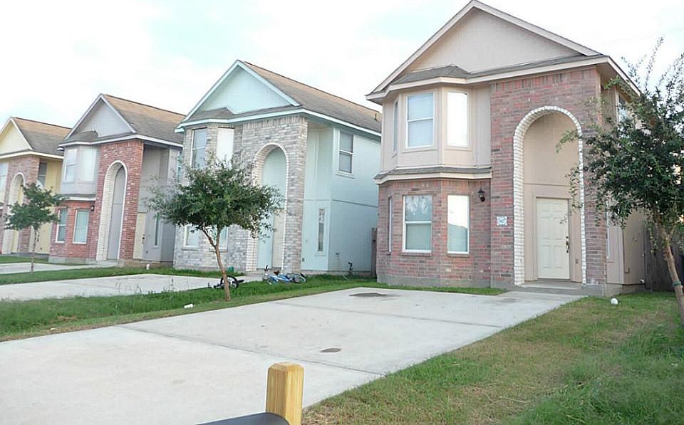 1st image of 5647 Markwood Ln