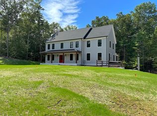 4 Maple Ave, Groton, MA 01450