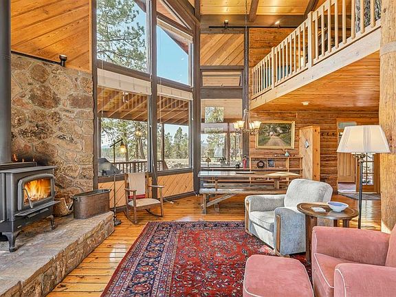 12th image of this home