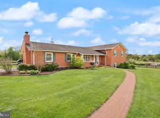 12709 Vint Hill Rd, Nokesville, VA 20181
