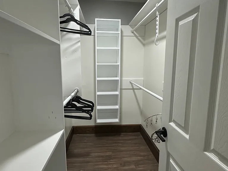 7026 Willoughby Ln — Photo 27