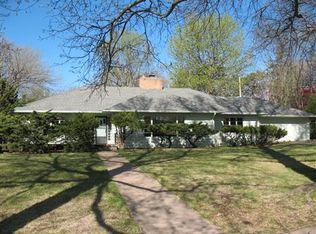 1561 SW Westover Rd, Topeka, KS 66604