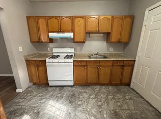 12 Congress St APT 102, Hartford, CT 06114