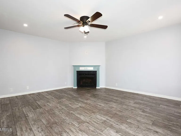 522 W Blackhawk Dr #4 — Photo 10