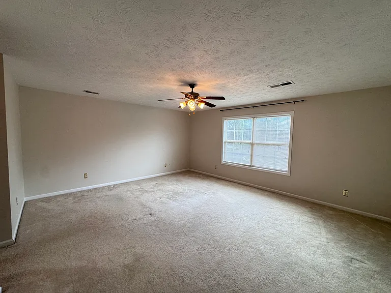 252 Masterson Station Dr — Photo 13