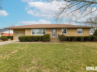 118 Pieper Cir, Delavan, IL 61734