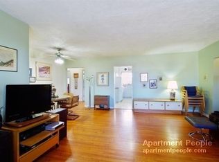 2619 W Fitch Ave #3, Chicago, IL 60645