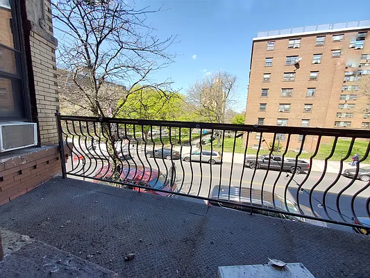 Rented by Rentall Group Inc | media 5