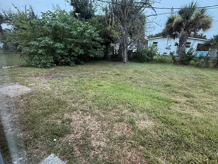 510 Lincoln Rd — Photo 13