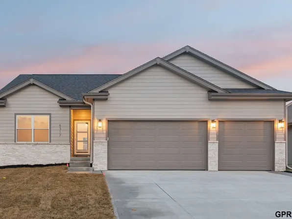 6317 S 208th Ave, Elkhorn, NE 68022