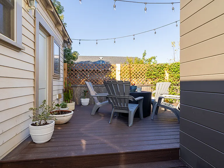 3038 Beech St — Photo 42