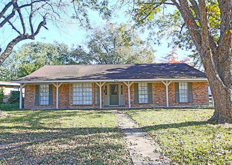 1st image of 9307 Bintliff Dr