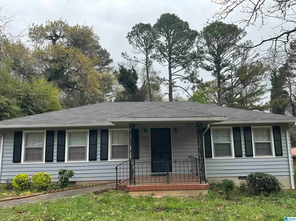 1317 Johnston Dr, Anniston, AL 36207