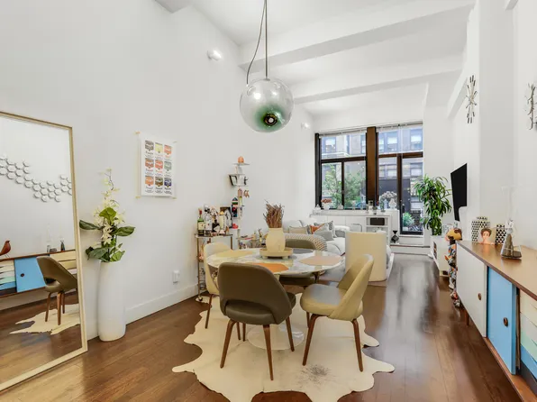 310 East 46th Street image 2 of 9