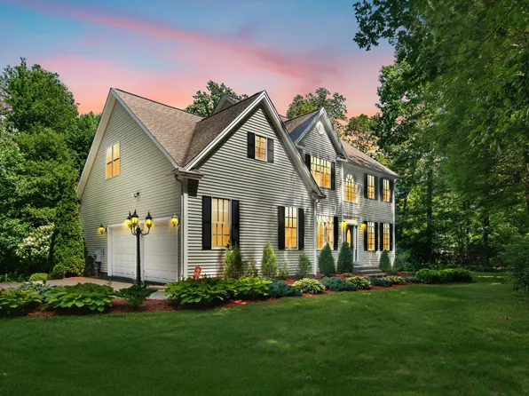 20 Lisbon Terrace, Oxford, CT 06478