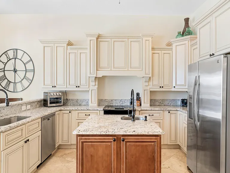3219 Karen Dr — Photo 6