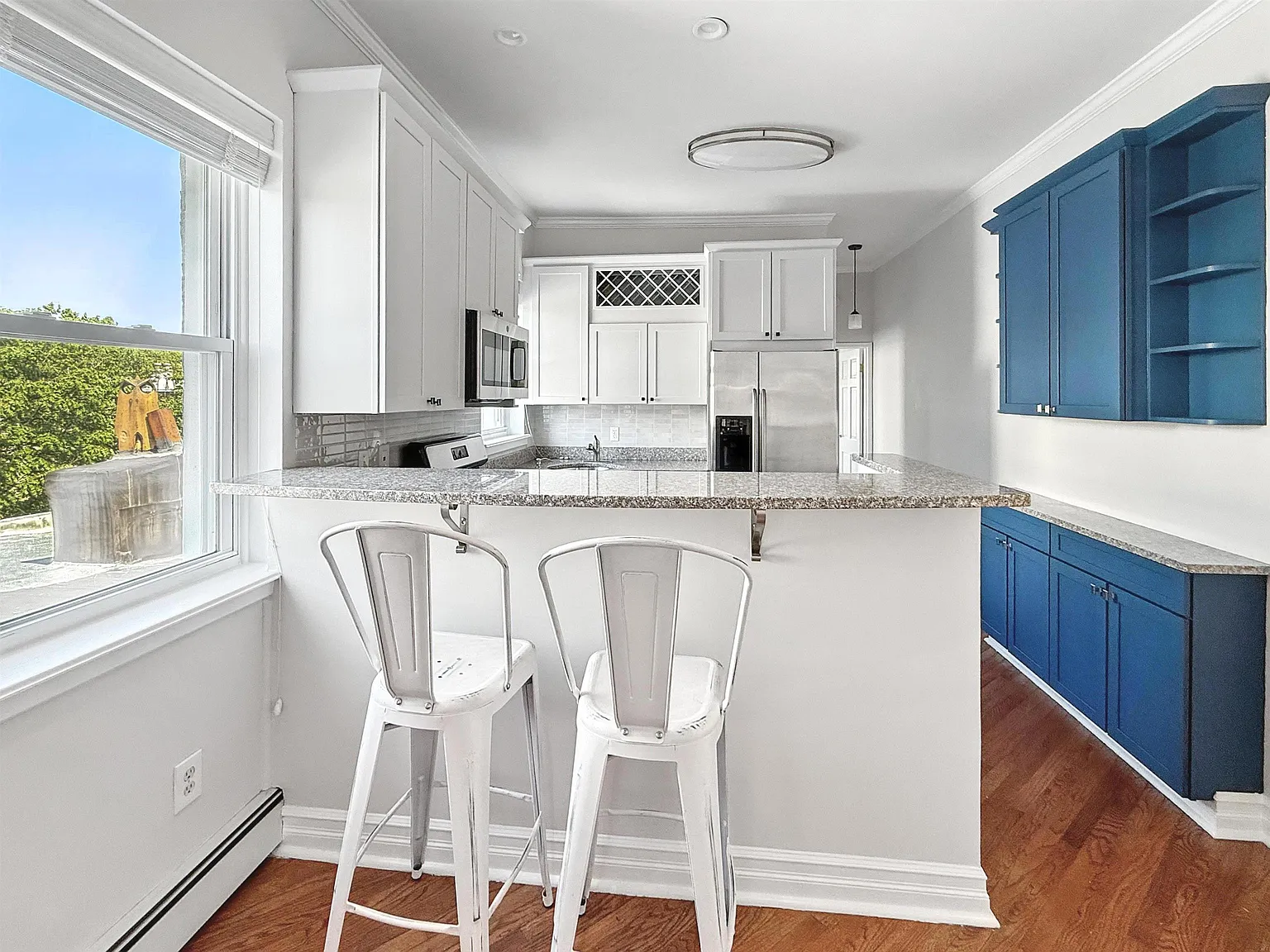 2 bed, 2.0 bath, $2,950 — Photo 4