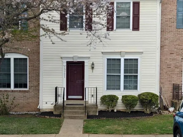 15721 Lansdale Pl, Dumfries, VA 22025