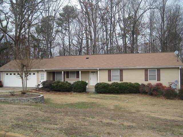 1st image of 671 Kirkus Dr SE