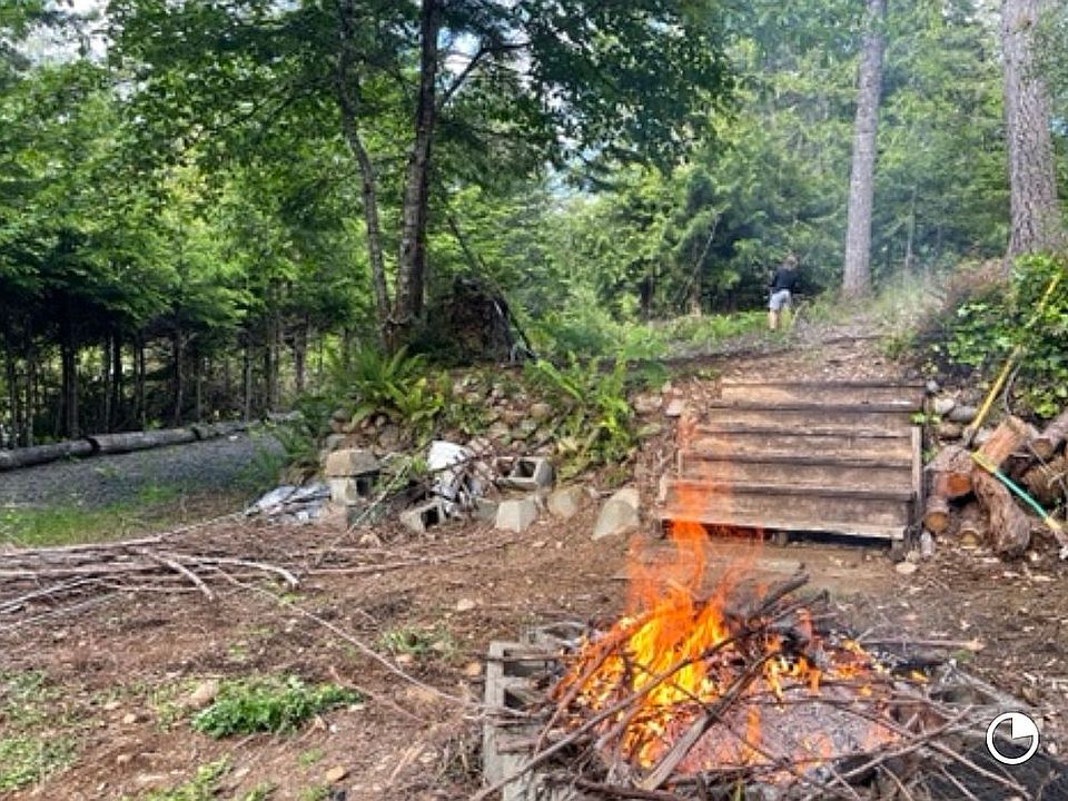 1st image of 11 N Napilikai Dr
