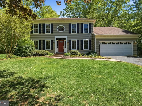 6175 River Forest Dr, Manassas, VA 20112