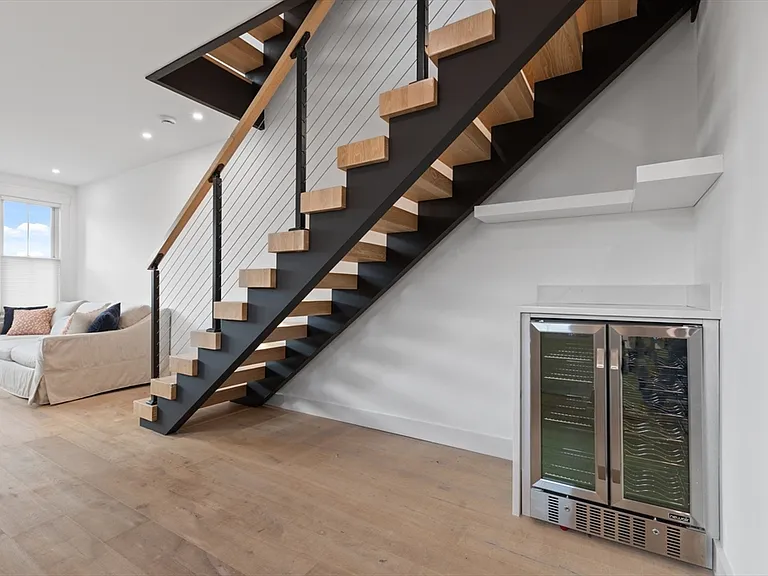 360 Athens St #360 — Photo 9