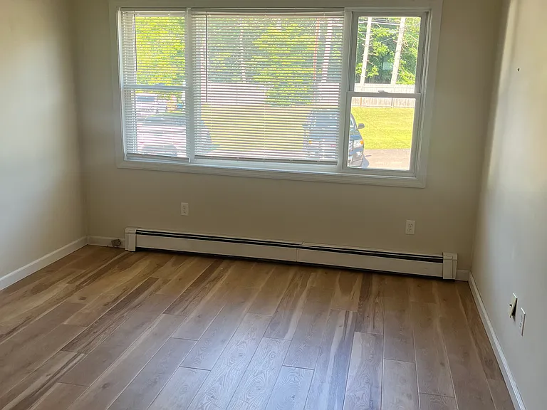 1633 Williston Rd #E — Photo 1
