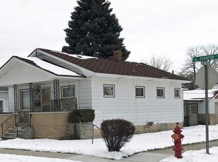 923 Stanton St, Bay City, MI 48708