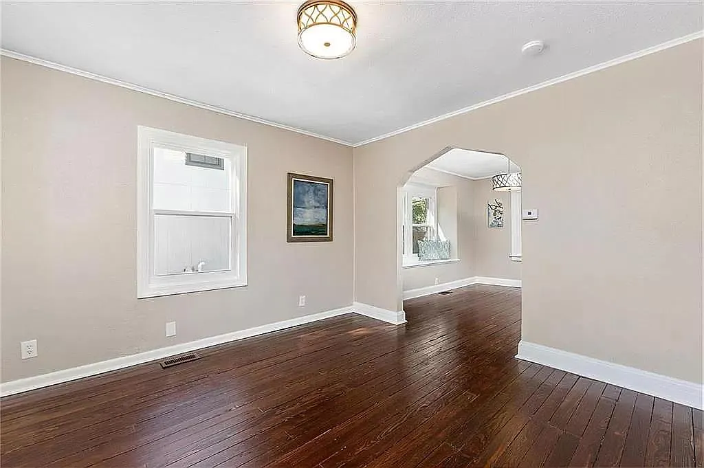4534 Bell St — Photo 2