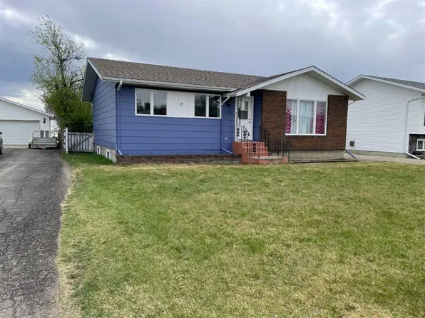 11211 N 109 Avenue Close, Fairview, AB T0H 1L0