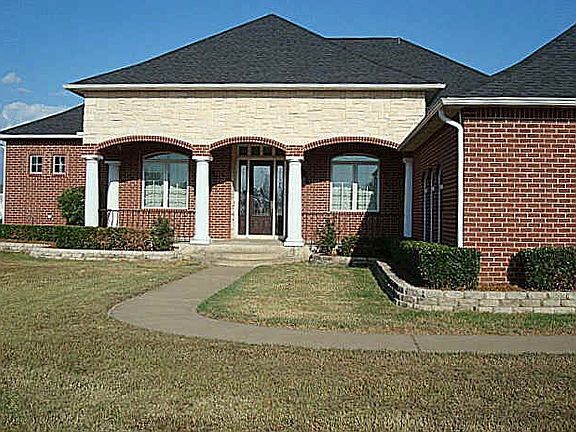 2nd image of 130 South Oakhill
