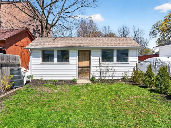 23 Jenkins St, Kingston, ON K7K 1N4