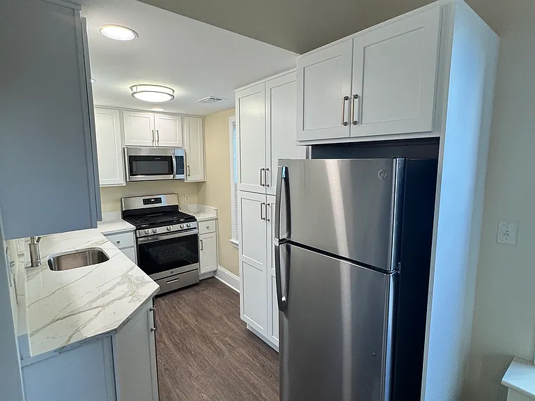 211 Shiloh St — Photo 9