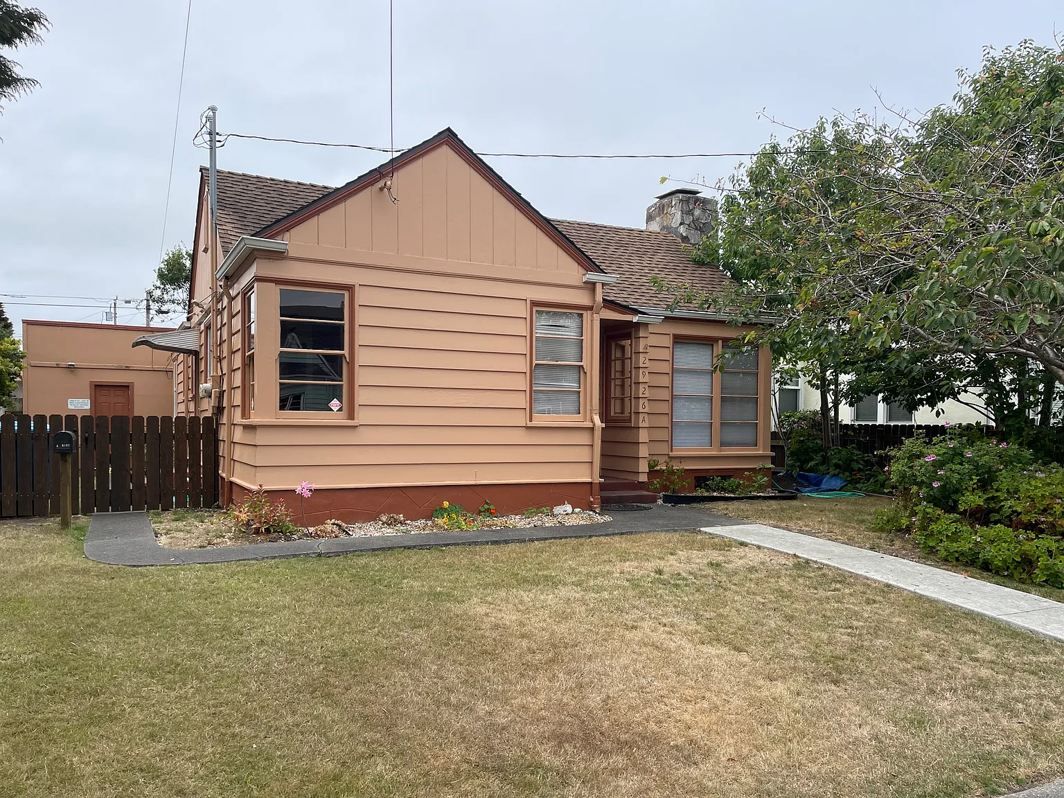 2 bed, 667 sqft, $1,950 — Photo 3