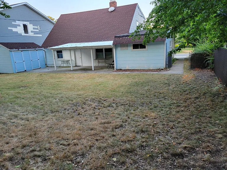 Hamlet Rd — Photo 29