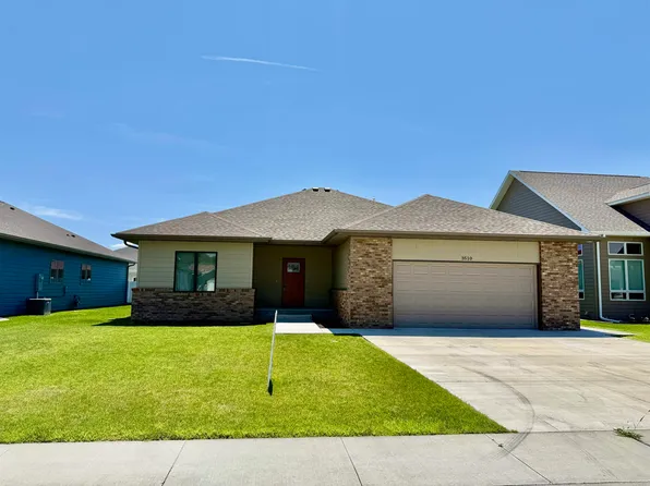 3510 Oriole Dr, North Platte, NE 69101