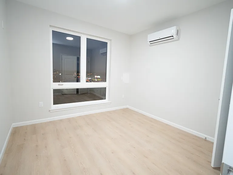 209 Mount Pleasant Ave #301 — Photo 8