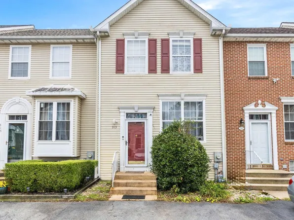 313 Victoria Blvd, Newark, DE 19702